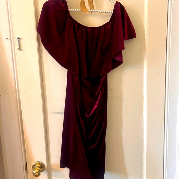 Size Small Maternity off the shoulder red velvet dress with very good stretch. - Picture 2 of 2